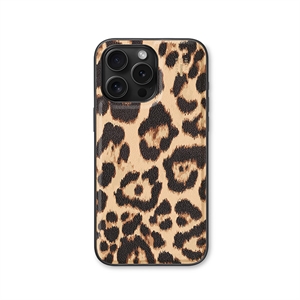 iDeal Of Sweden - Vegan Leather Magsafe Case Timeless Leo - iPhone 15 Pro Max, set bagfra