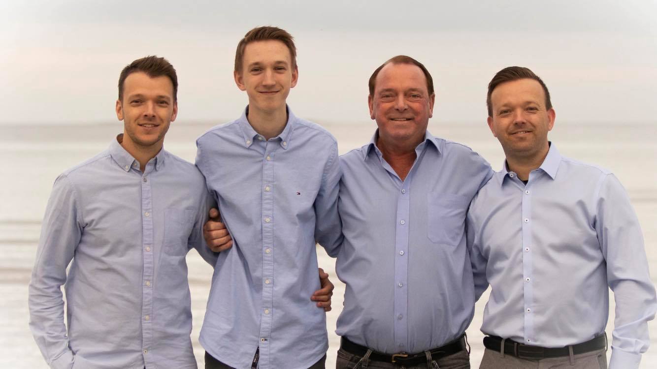 Familien Fuglsang - Nick, Ricki, Svend Erik og Danni